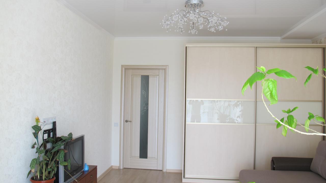 Apartment "Ostrova" Kryzhanivka Buitenkant foto